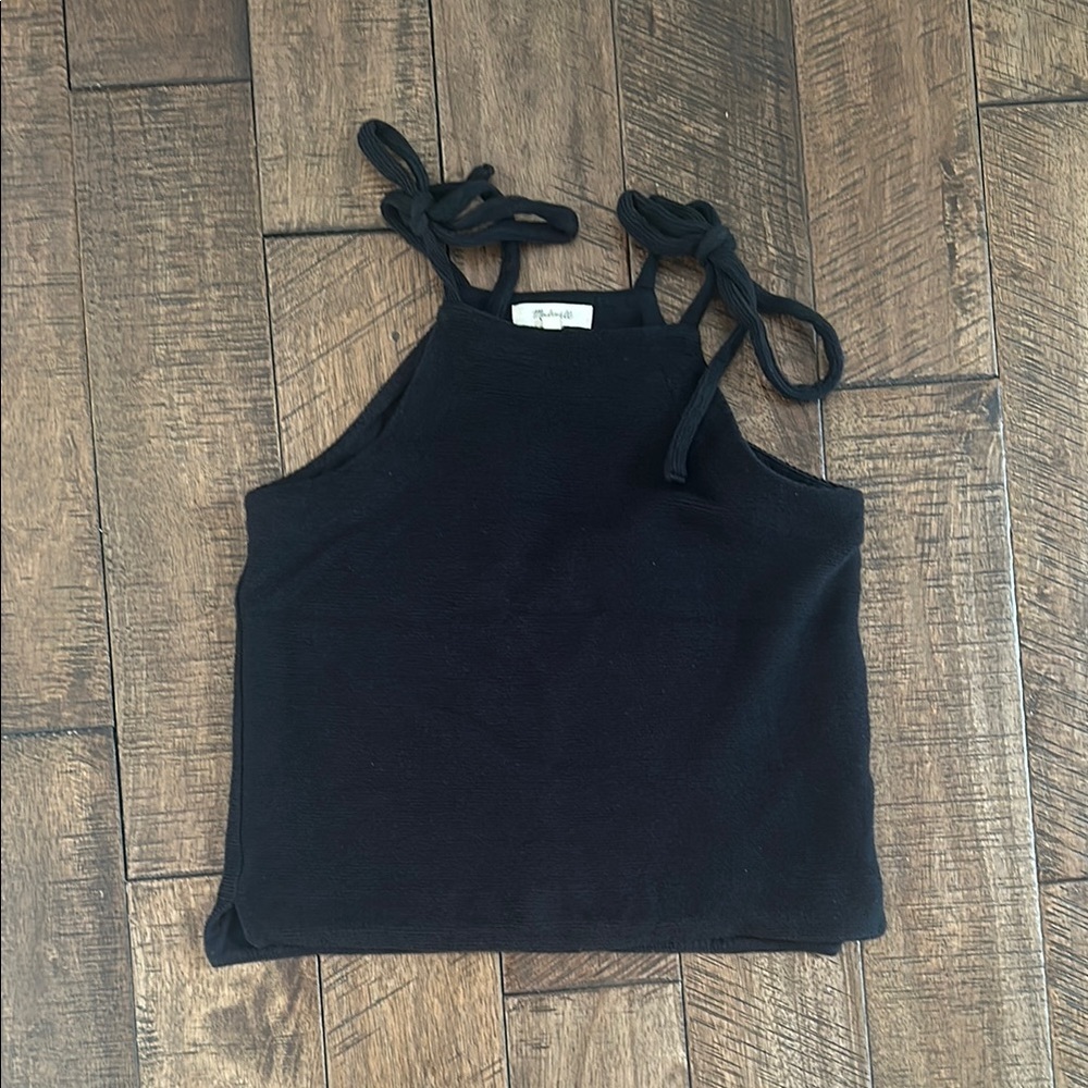 Black Sleeveless Top